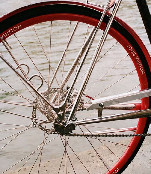 lv進(jìn)軍自行車領(lǐng)域,售價(jià)高達(dá)20萬(wàn) 這設(shè)計(jì)都不敢停路上了